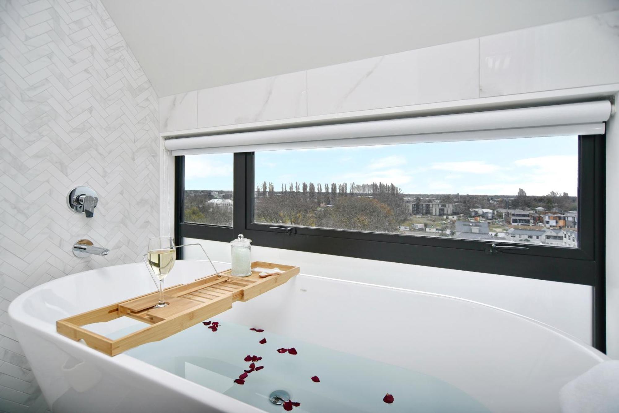 Latimer Loft - Christchurch Holiday Homes Eksteriør bilde